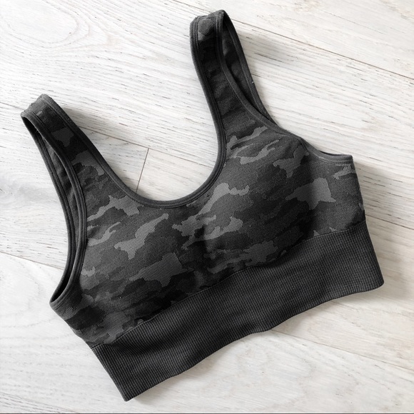 Gray camo print workout set - Picture 7 of 8